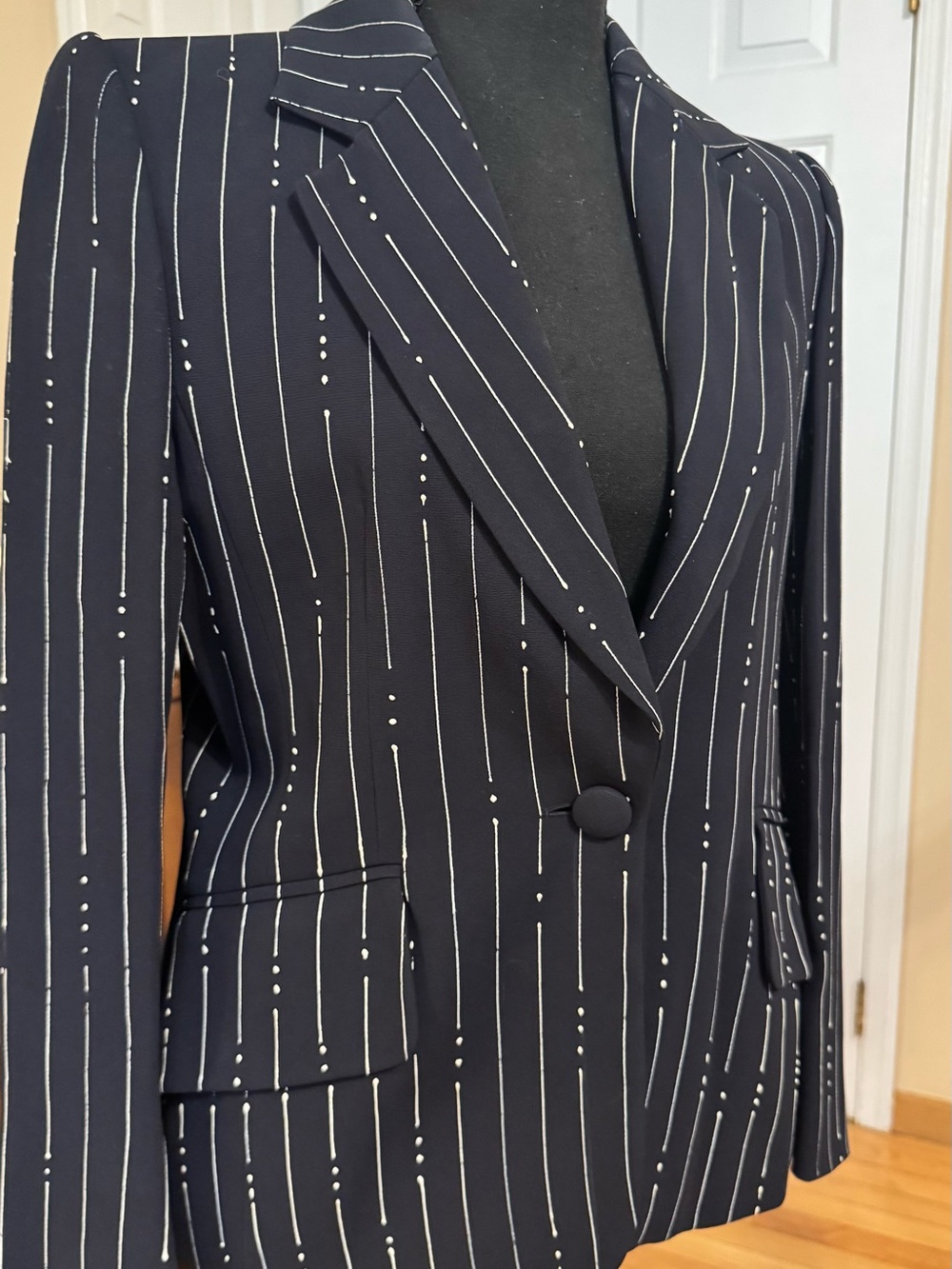 1990 MOSCHINO “Cruise Me Baby” Navy Pinstripe Like Blazer size Small